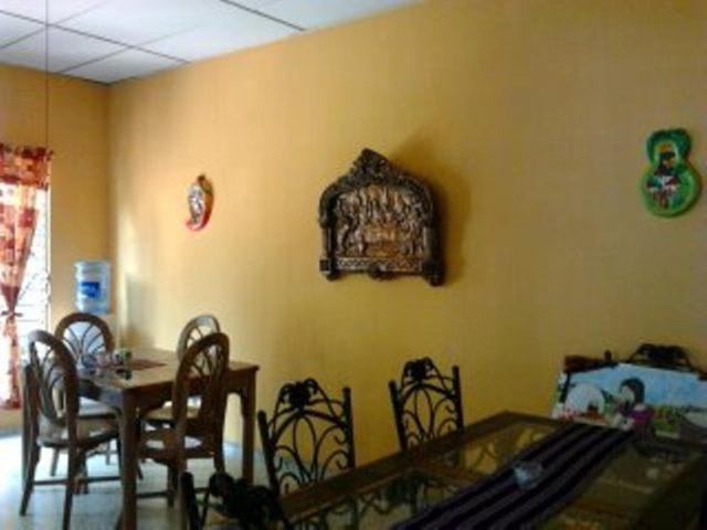 Hostal Dona Marta San Salvador Buitenkant foto