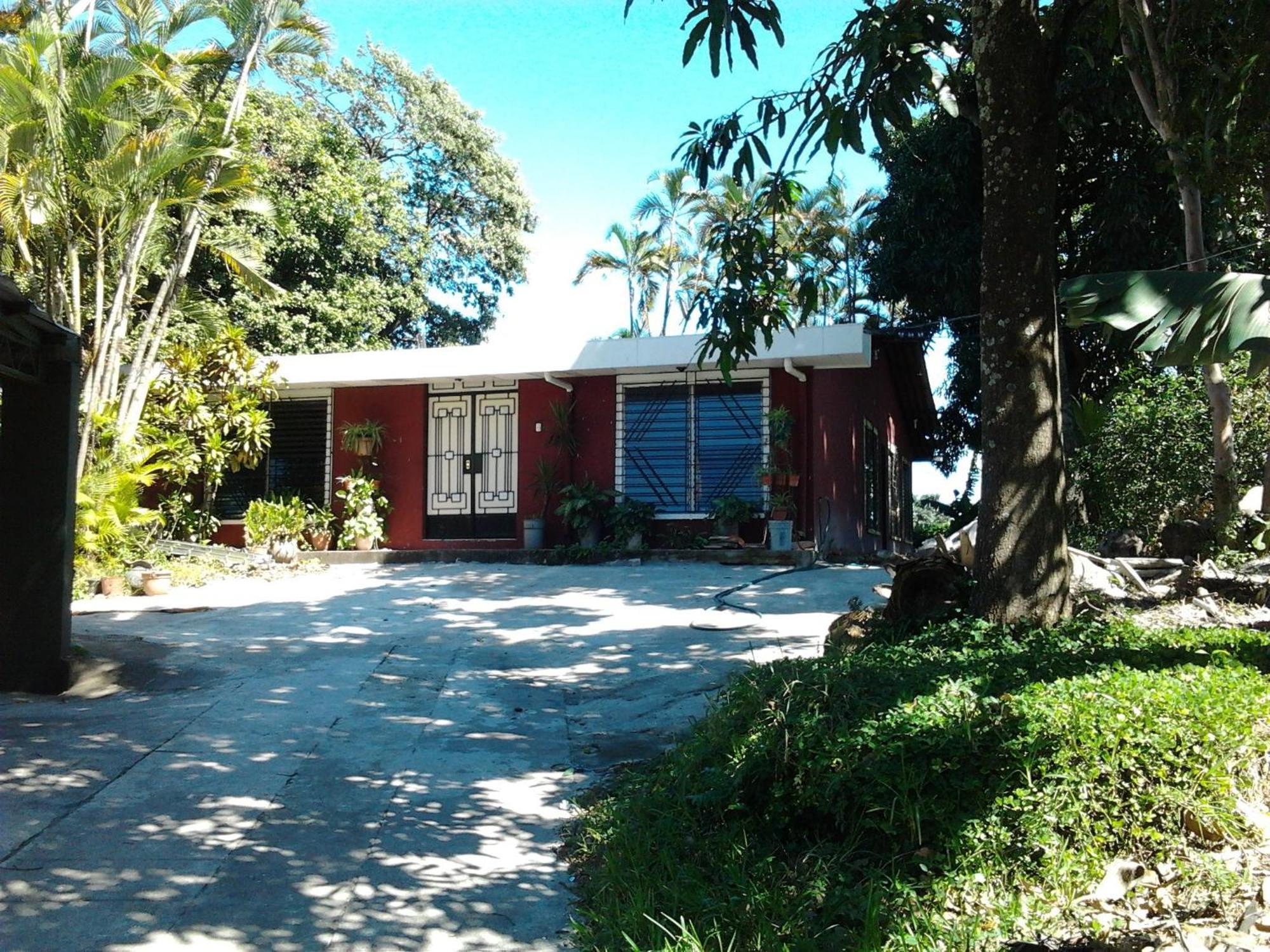 Hostal Dona Marta San Salvador Buitenkant foto