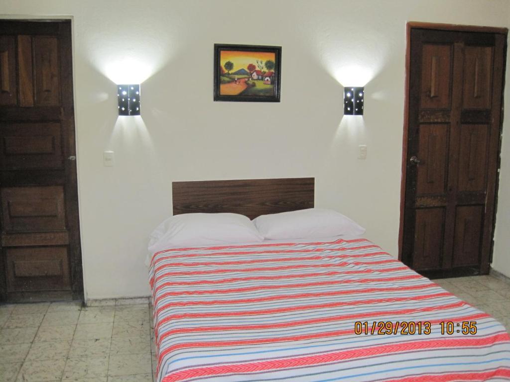 Hostal Dona Marta San Salvador Kamer foto